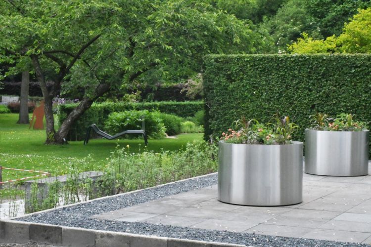 Het experimenteren is niet gestopt. Onderzoek naar de mogelijkheden van daktuinen Het experimenteren is niet gestopt. Onderzoek naar de mogelijkheden van daktuinen