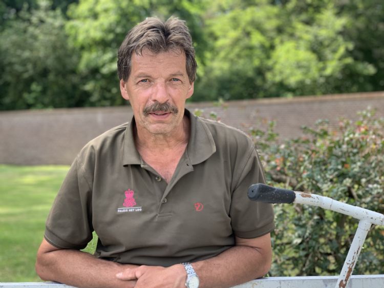 Martien Bouwmeester medewerker tuindienst Tuinen het Loo Martien Bouwmeester medewerker tuindienst Tuinen het Loo