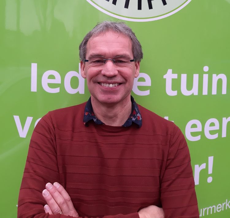 Lieuwe Westra: 'Waarom zou iedereen aan een tuin verdienen behalve de hovenier?' Lieuwe Westra: 'Waarom zou iedereen aan een tuin verdienen behalve de hovenier?'