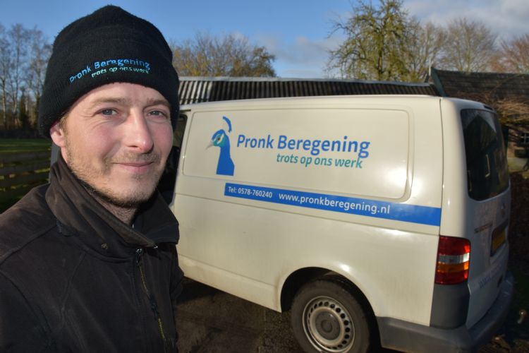 Erik Pronk: 'Ik let nadrukkelijk op de fysieke belasting van mijn medewerkers.' Erik Pronk: 'Ik let nadrukkelijk op de fysieke belasting van mijn medewerkers.'