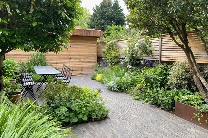Jenny Bloom Garden Design - Lockdown Garden
