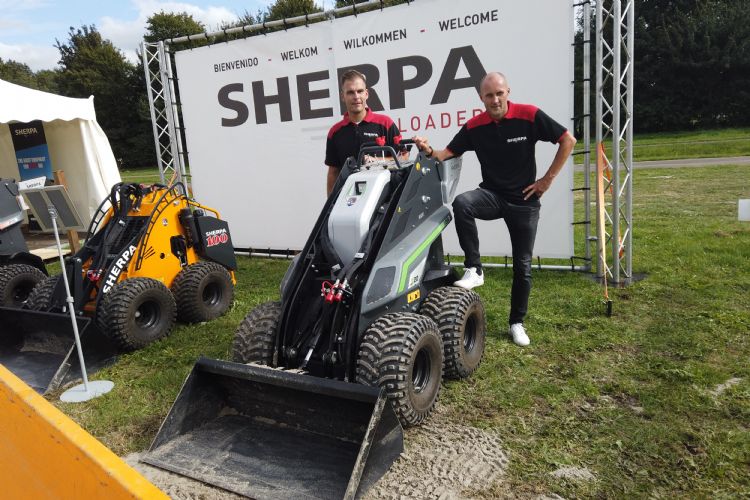 De Sherpa mini loader Z20 is uitgerust met een lithiumbatterij De Sherpa mini loader Z20 is uitgerust met een lithiumbatterij