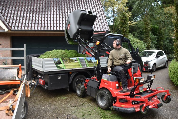 Het maaisel in een handomdraai lossen Het maaisel in een handomdraai lossen