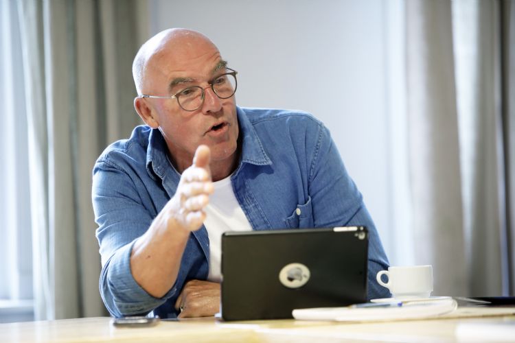 Jelle Westra: 'Gemiddeld komt het inflatiecijfer over het jaar 2022 na correctie waarschijnlijk rond de 10,04% uit' Jelle Westra: 'Gemiddeld komt het inflatiecijfer over het jaar 2022 na correctie waarschijnlijk rond de 10,04% uit'