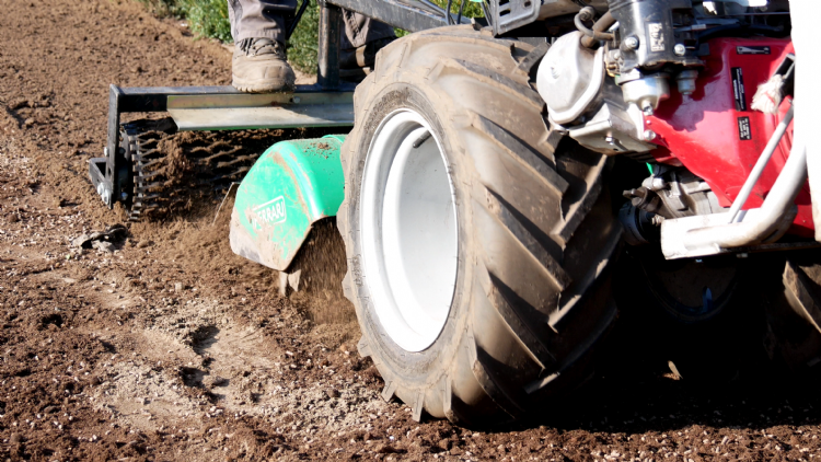 Doormengen Bodenaktivator en Vivimus bij aanleg Doormengen Bodenaktivator en Vivimus bij aanleg