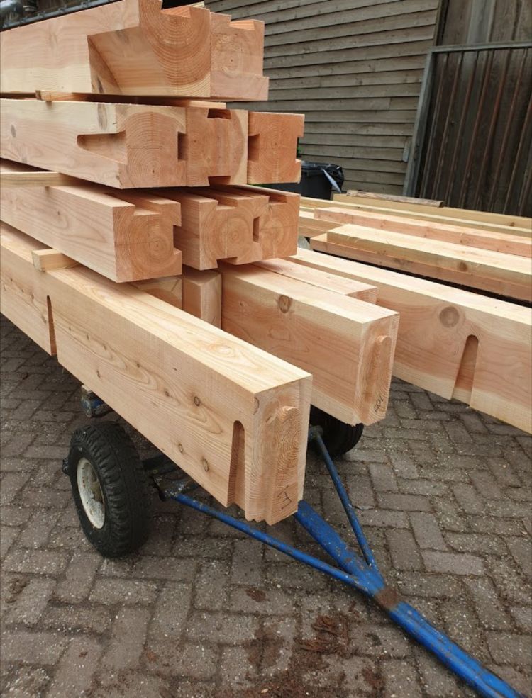 Voorbeeld pen-gatzwaluwstaartverbinding Voorbeeld pen-gatzwaluwstaartverbinding