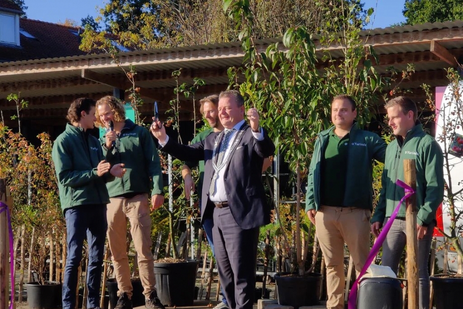 Burgemeester Bergsma opent nieuwe locatie Yarinde