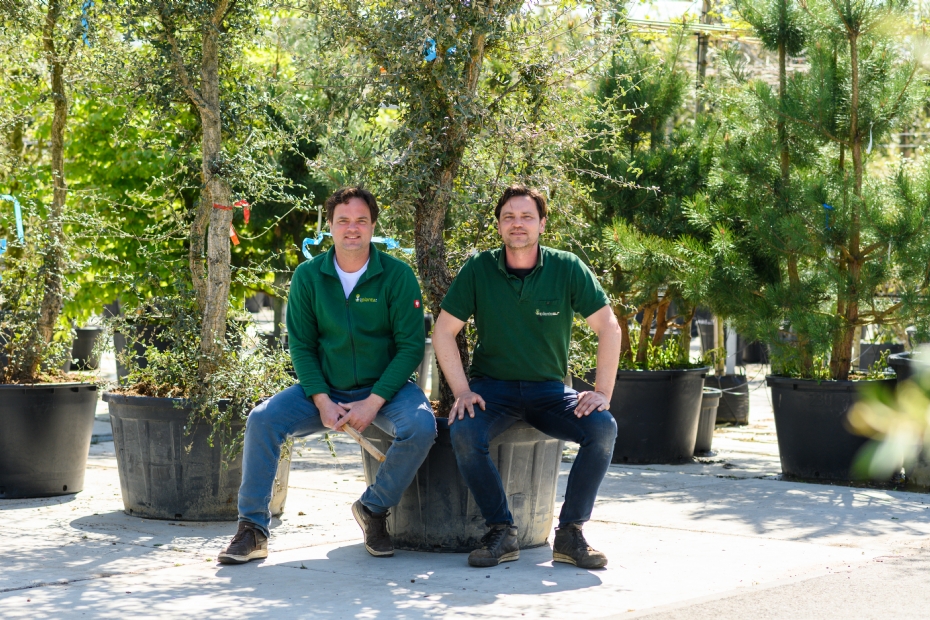 Eigenaren van Planta Groencentrum Joris (r.) en Dirk Warmerdam (beeld: Lilian Fotografie)