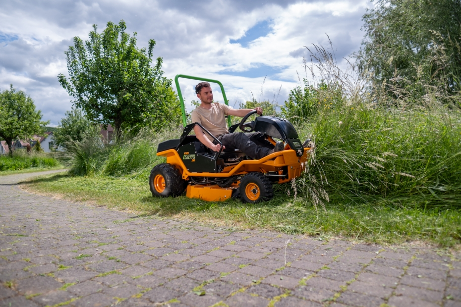 De AS-Motor 920 E-Sherpa-2WD in actie