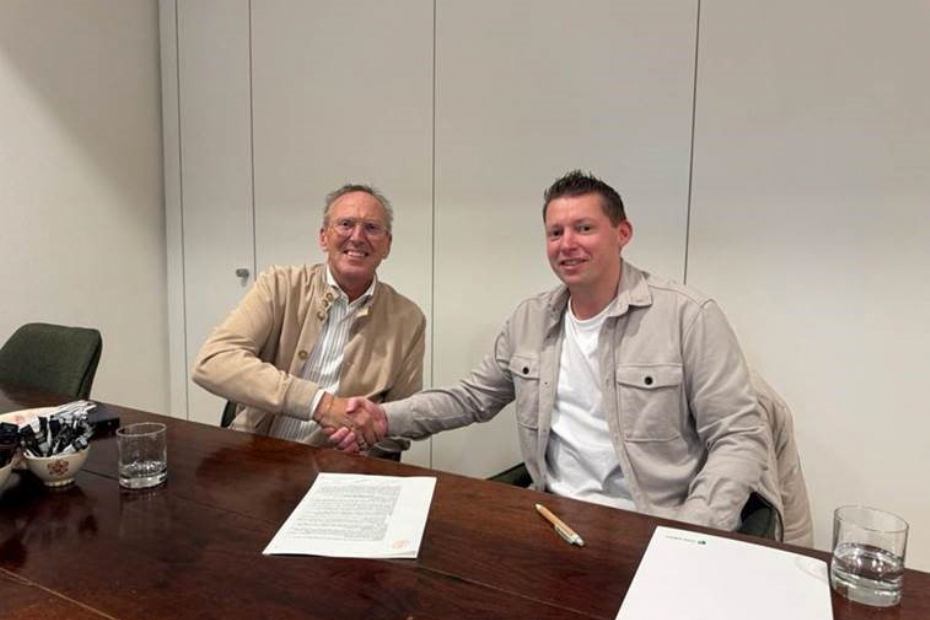 André Engelsman draagt het bedrijf over aan zijn neef Alex. 