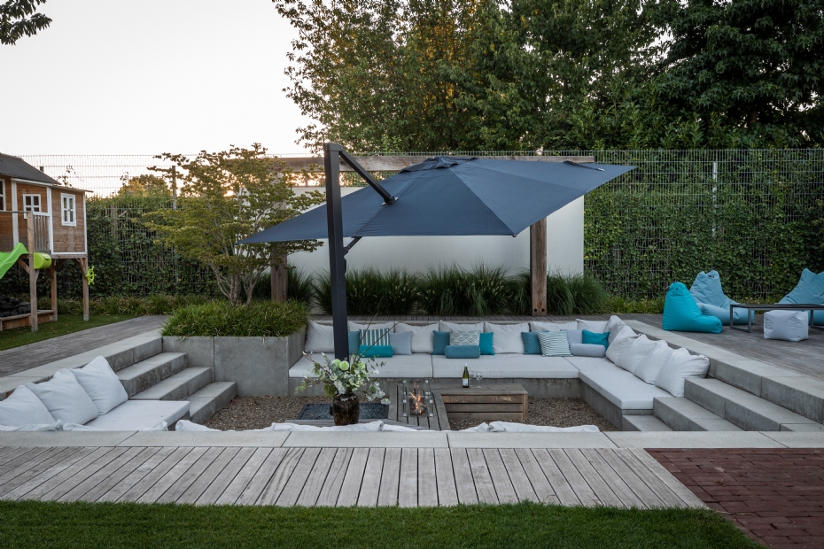 Tuin met zitkuil in Udenhout